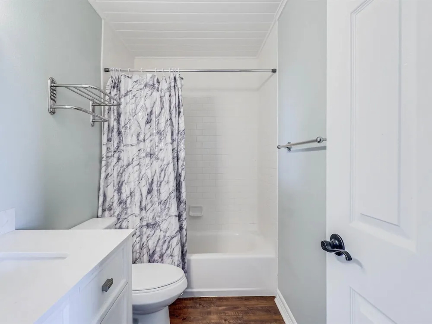 Coast Oaks Cottage 1 1 Bedroom Cottage by RedAwning