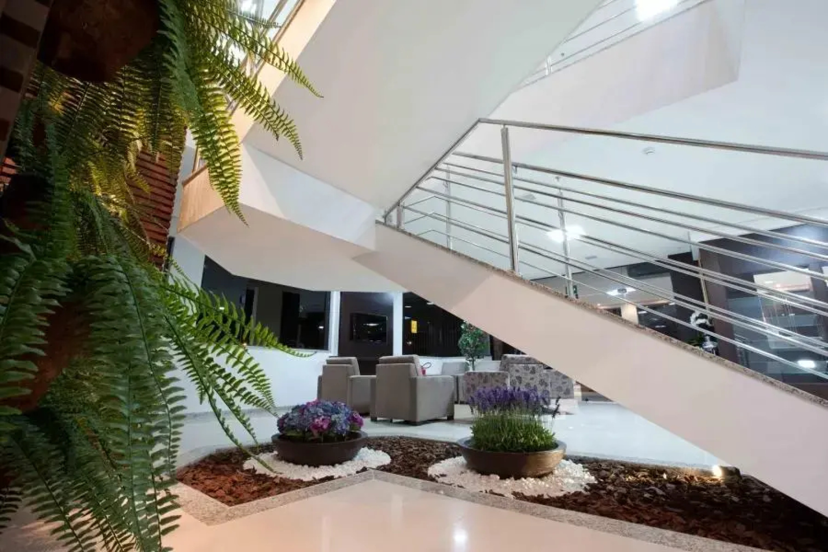 Serras Hotel