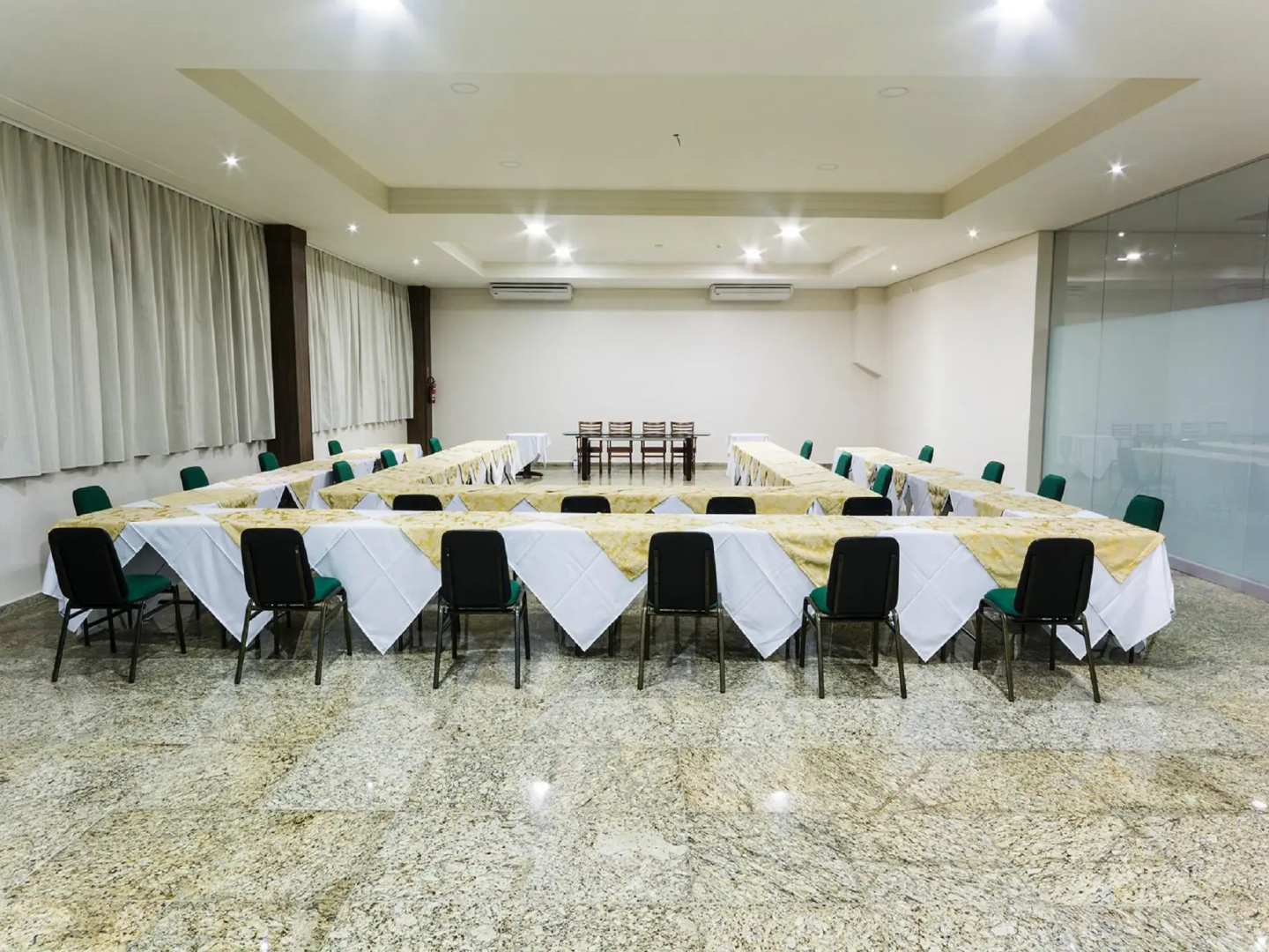 Hotel Golden Park Sorocaba & Convenções - by Nacional Inn
