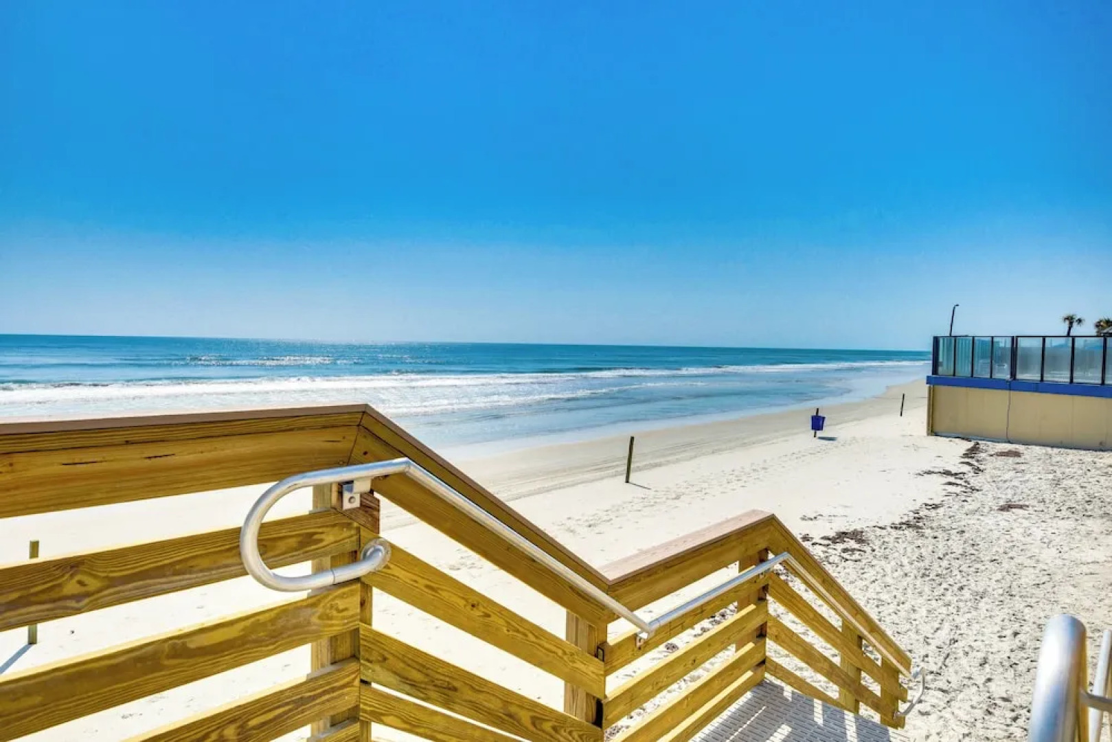 Daytona Beach Condo: Pool Access, Oceanfront