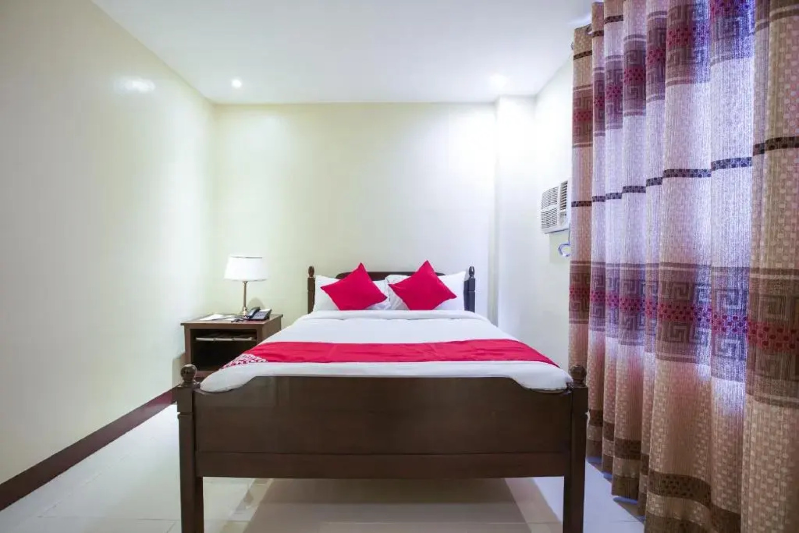 OYO 236 Hotel Edmundo