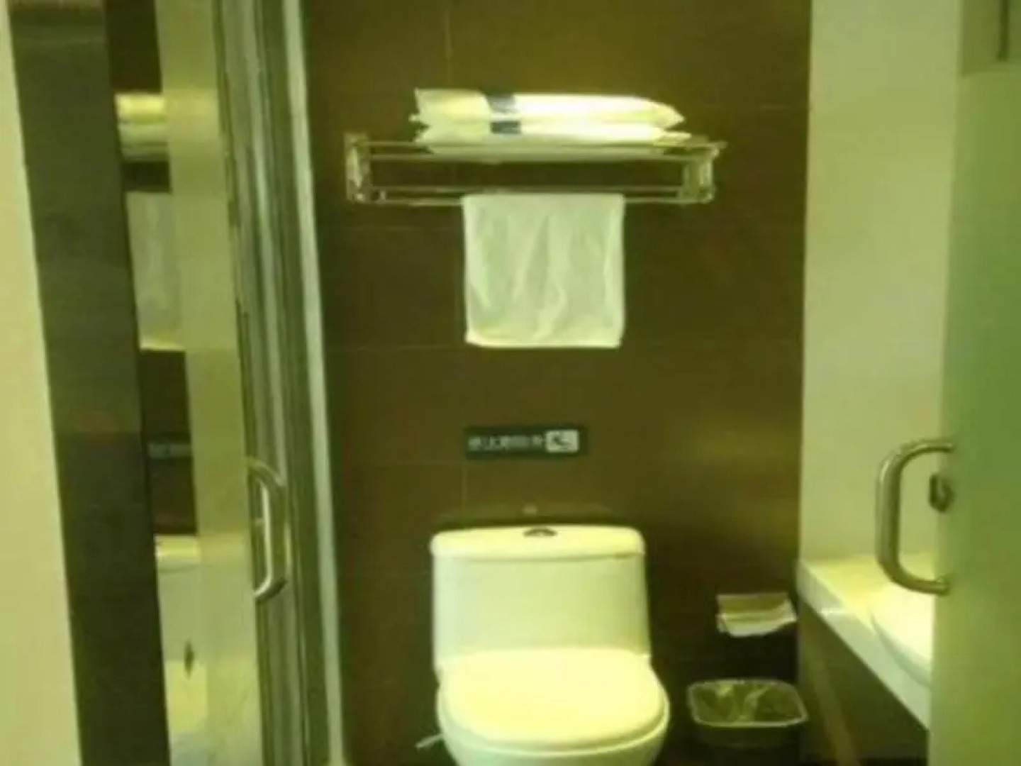 7 Days Inn Chenzhou Zixing Dongjiang Lake Branch