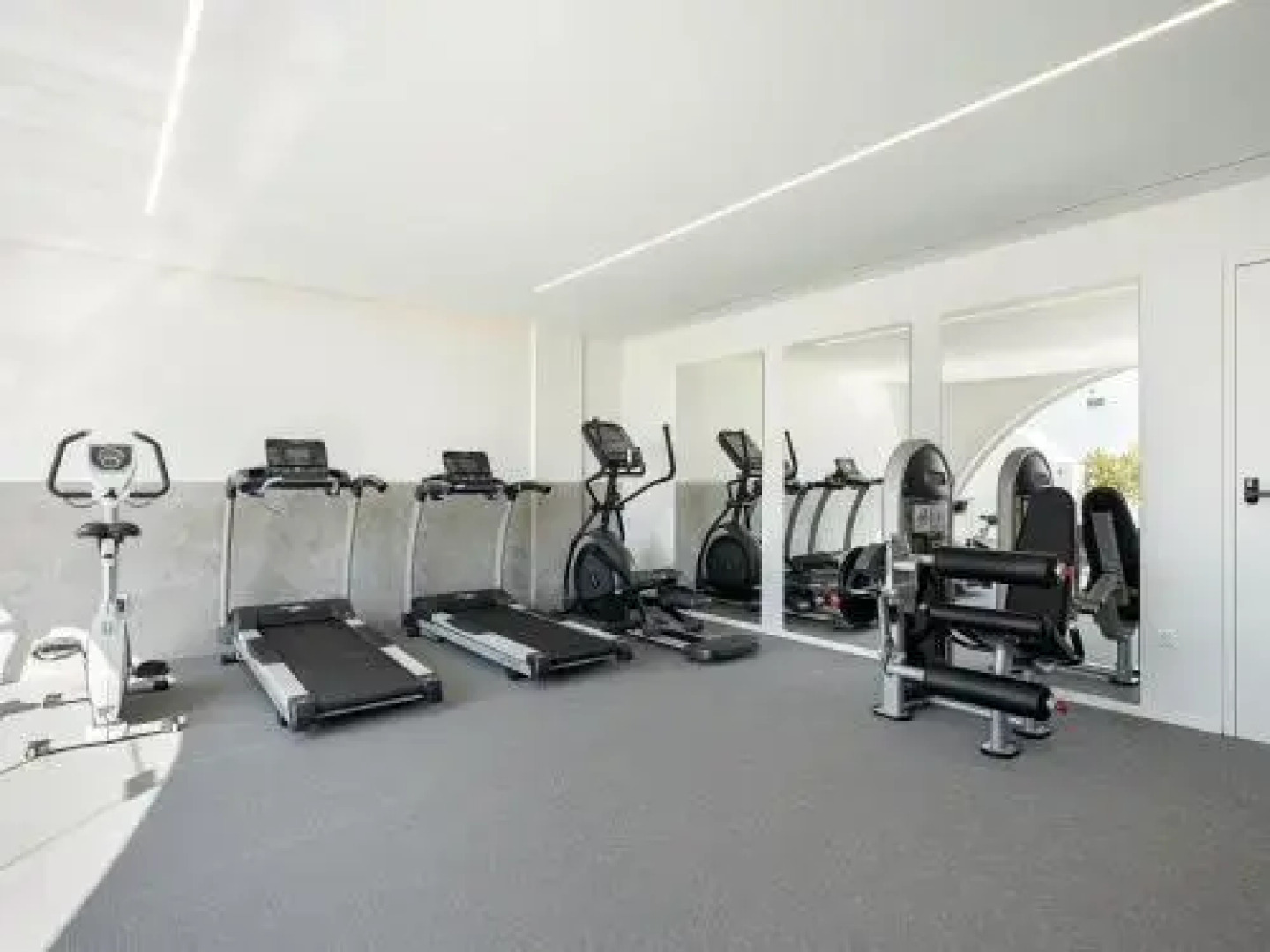 Kakkos Bay Hotel & Bungalows