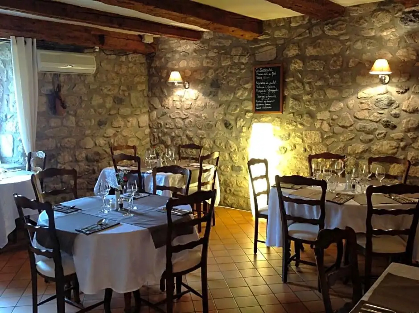 L'Auberge De Montpezat