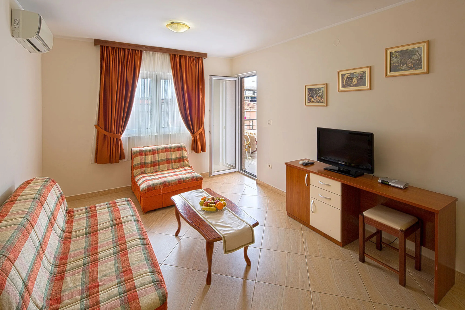 Petrovac Holiday Apartments