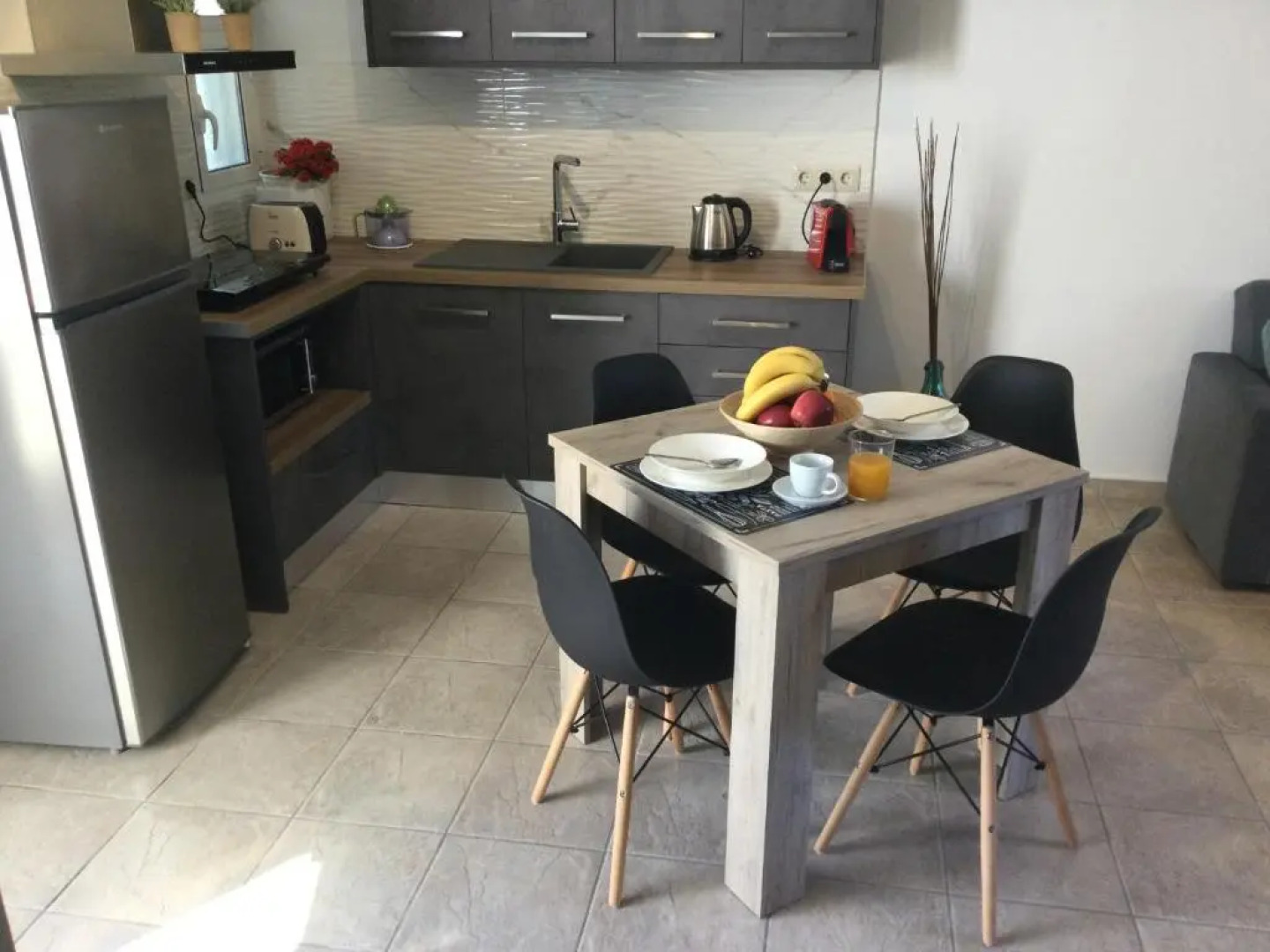 Vladimiros Apartments