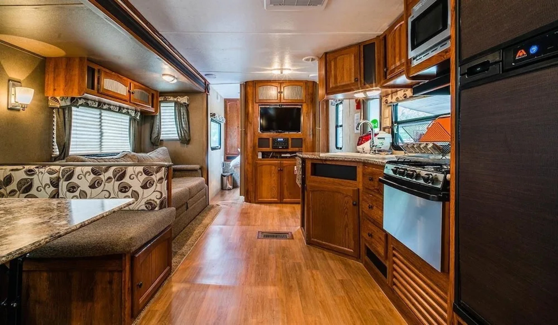 Caravan Bay Camping - Caravan Park