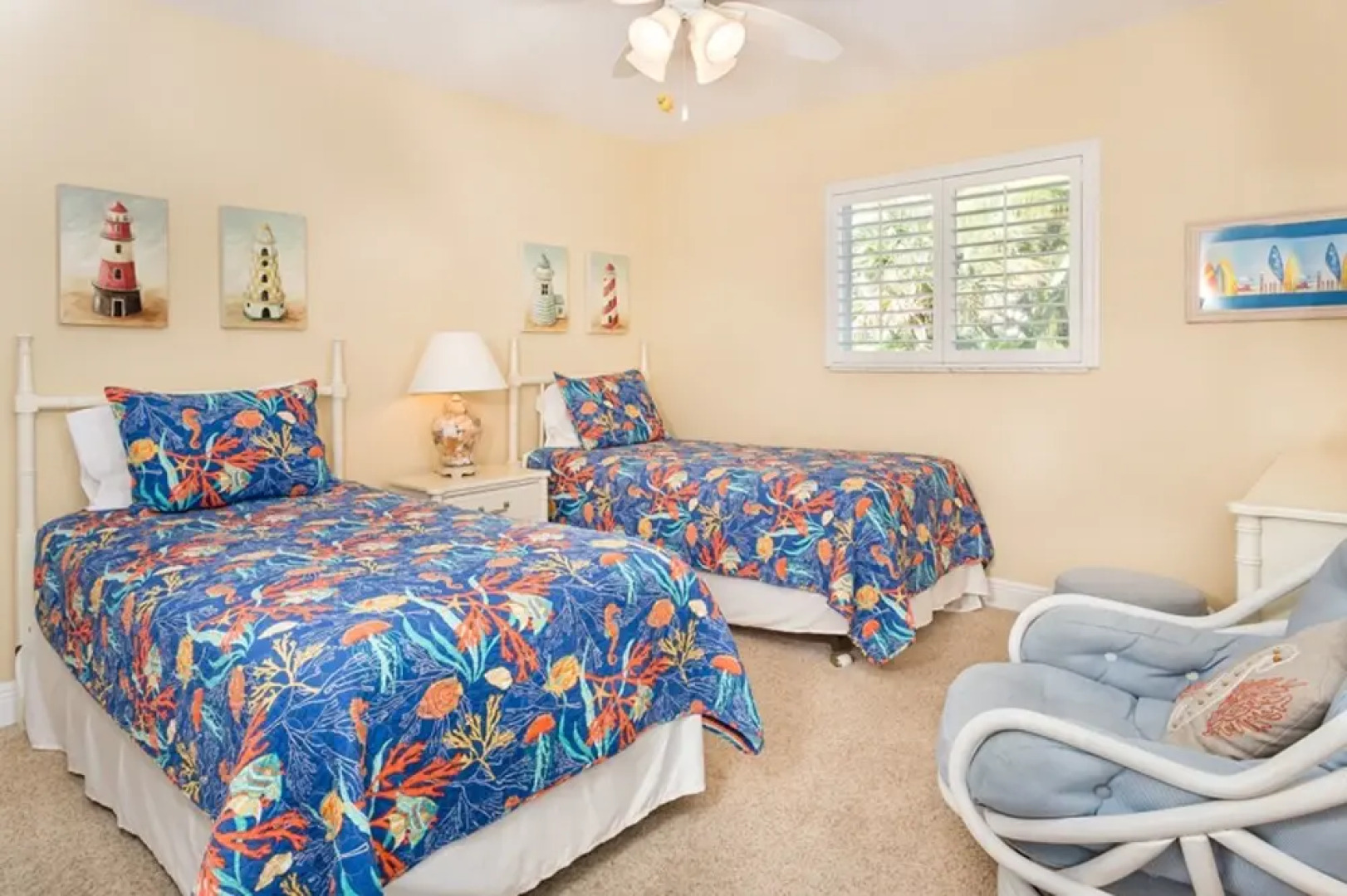 Island Beach Club 230D