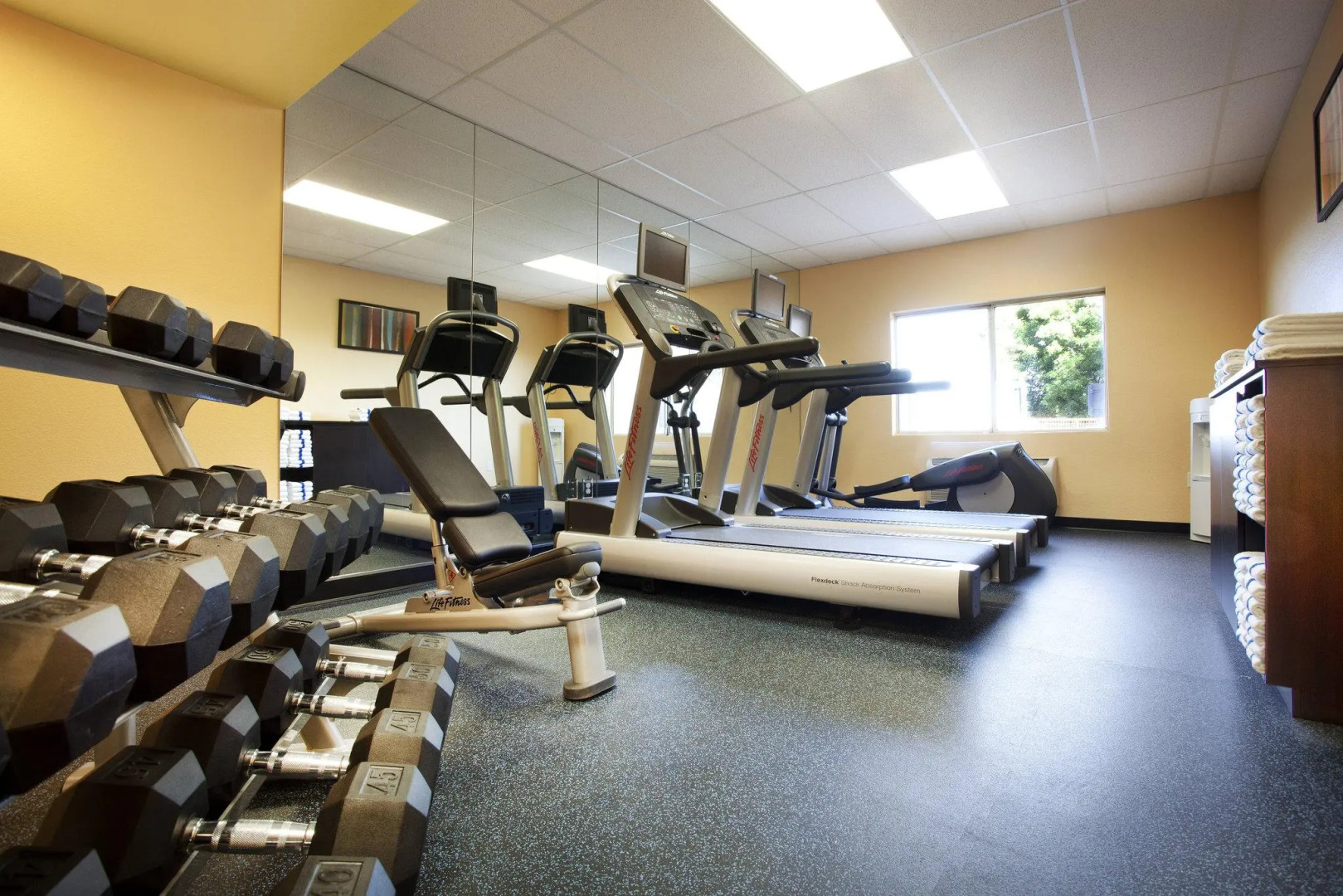 Comfort Inn & Suites Phoenix North / Deer Valley