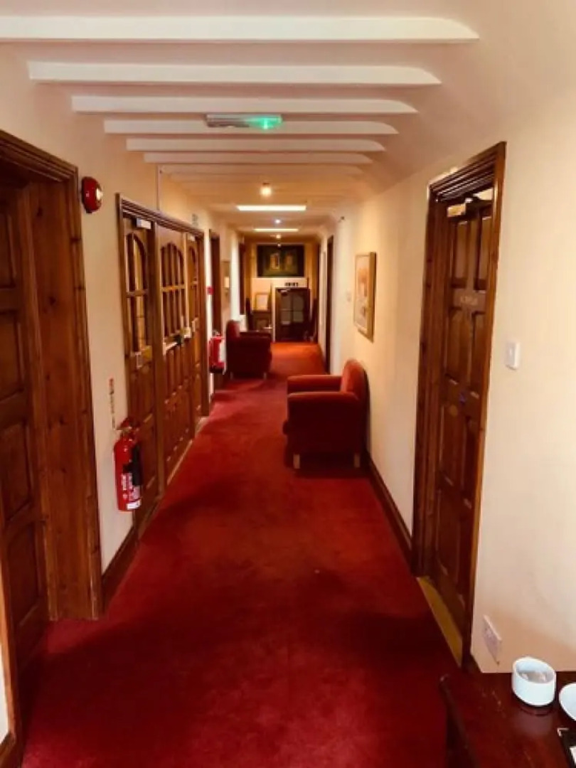 The Thatched Cottage Inn