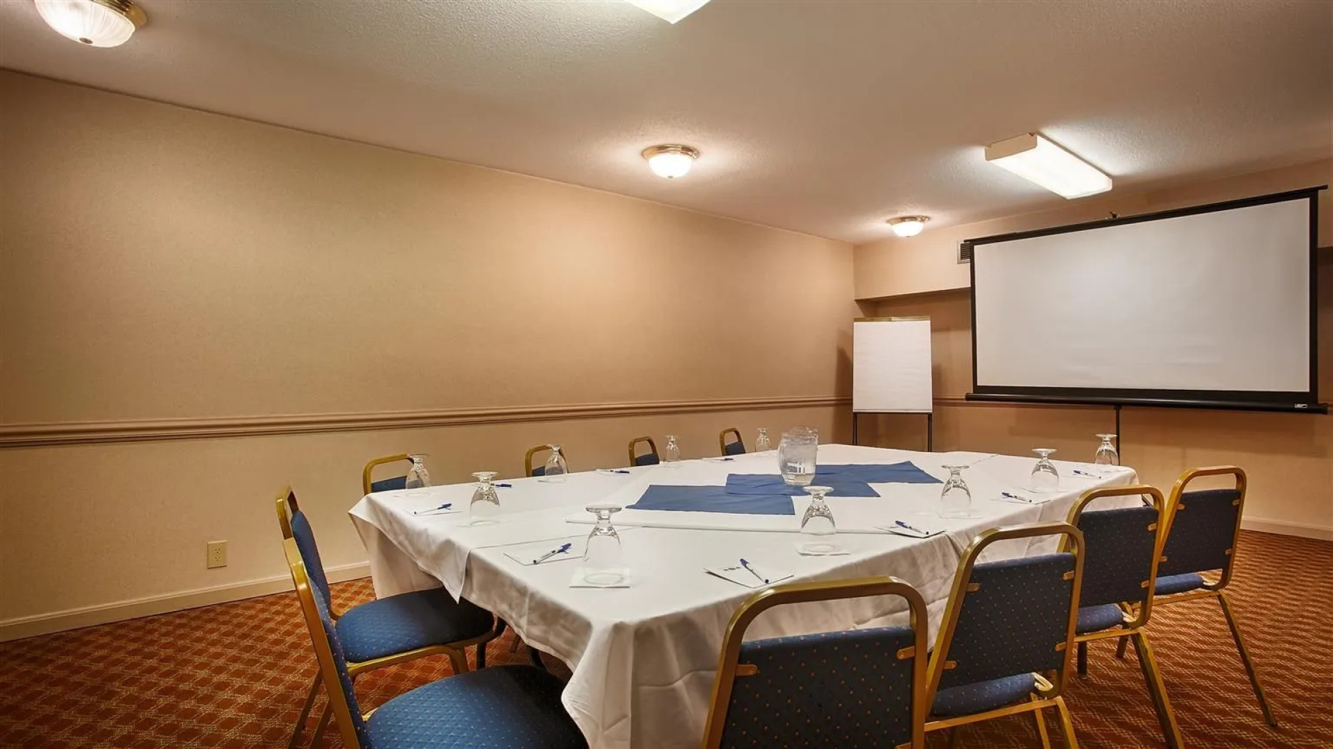 Clarion Inn Falls Church - Arlington