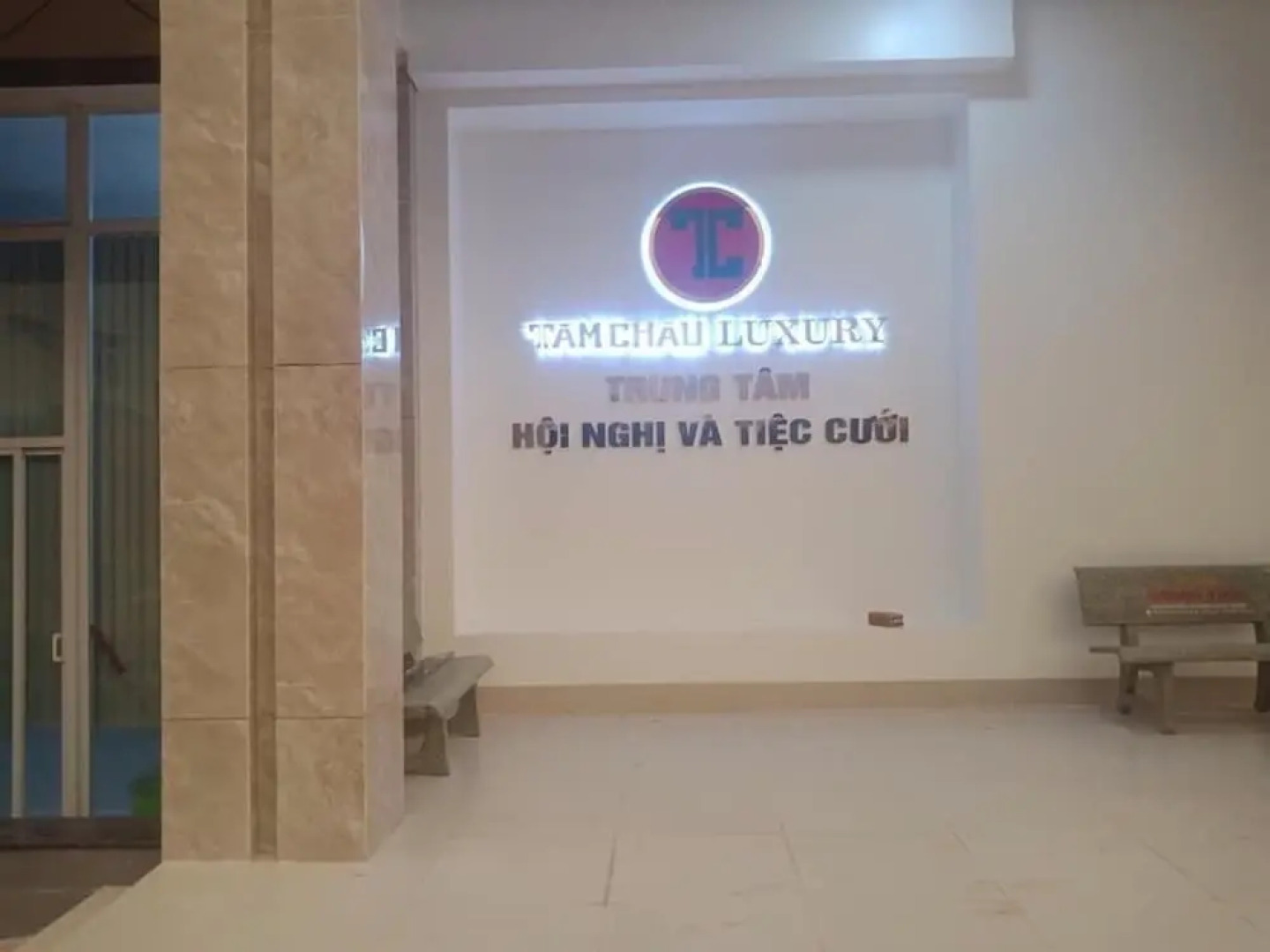 Tam Chau Luxury Hotel