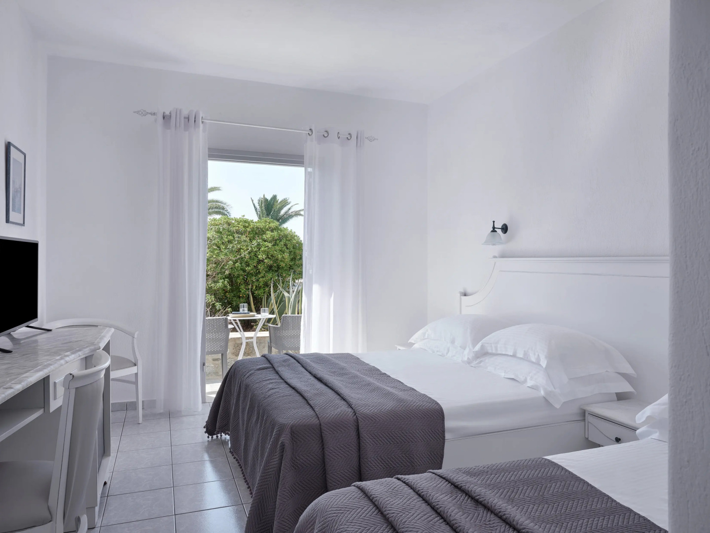 Myconian Sunrise Relais & Chateaux Hotel