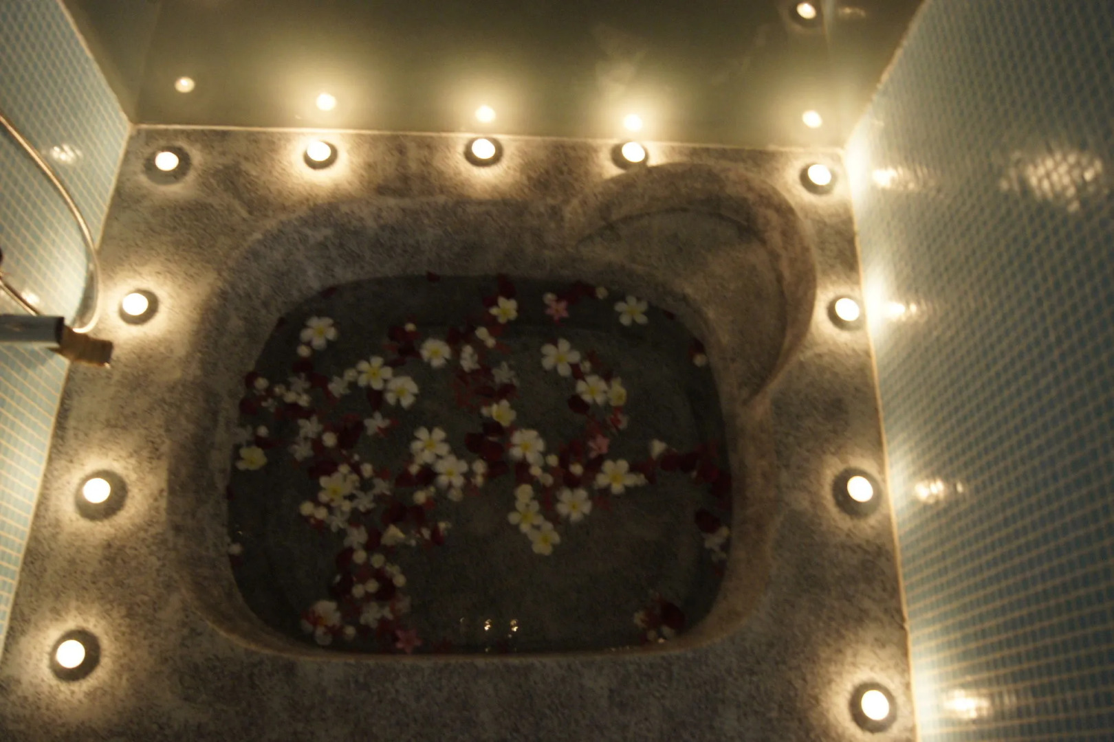 Mekong Riverside Boutique Resort & Spa