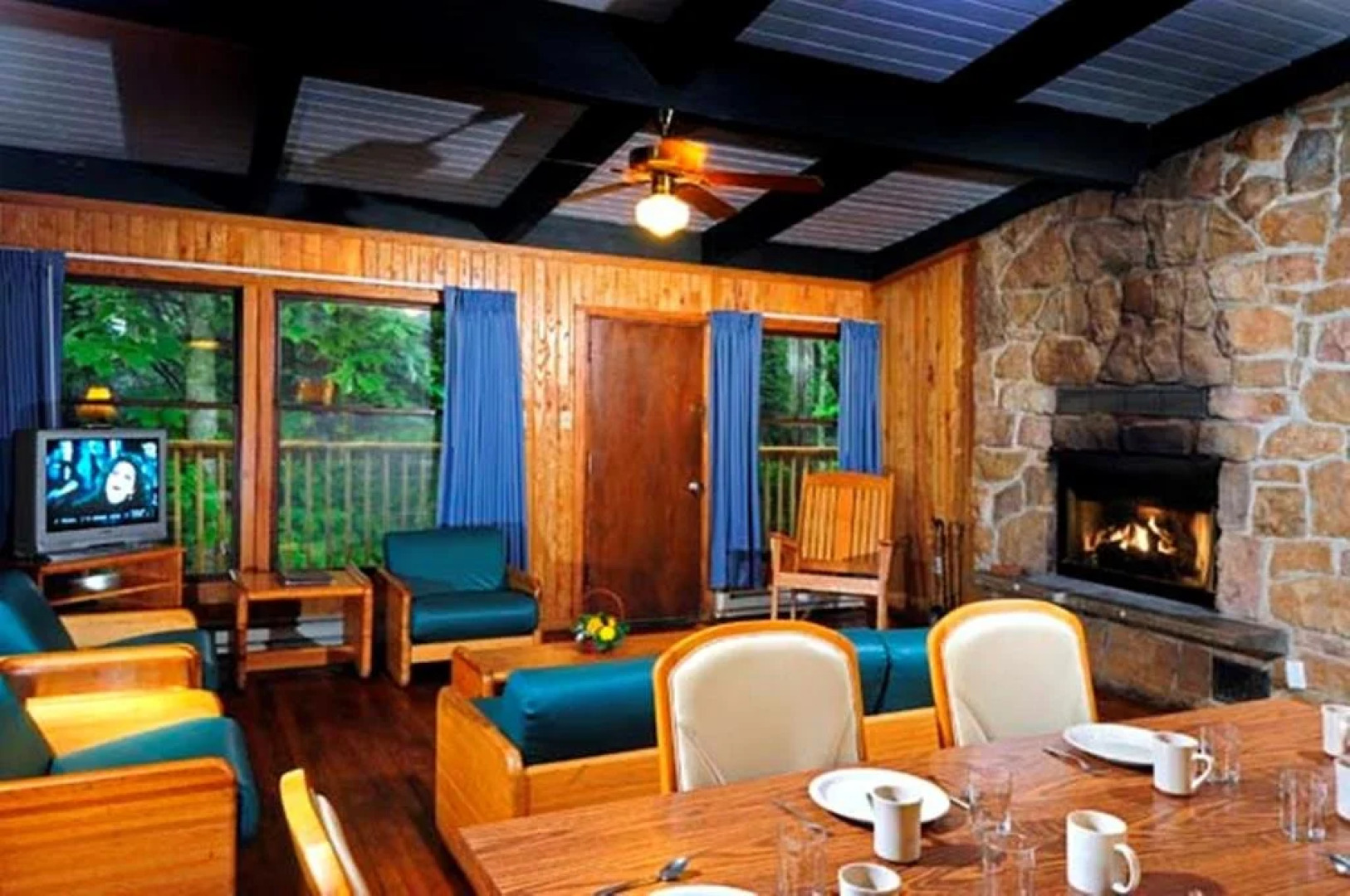 Twin Falls Resort State Park