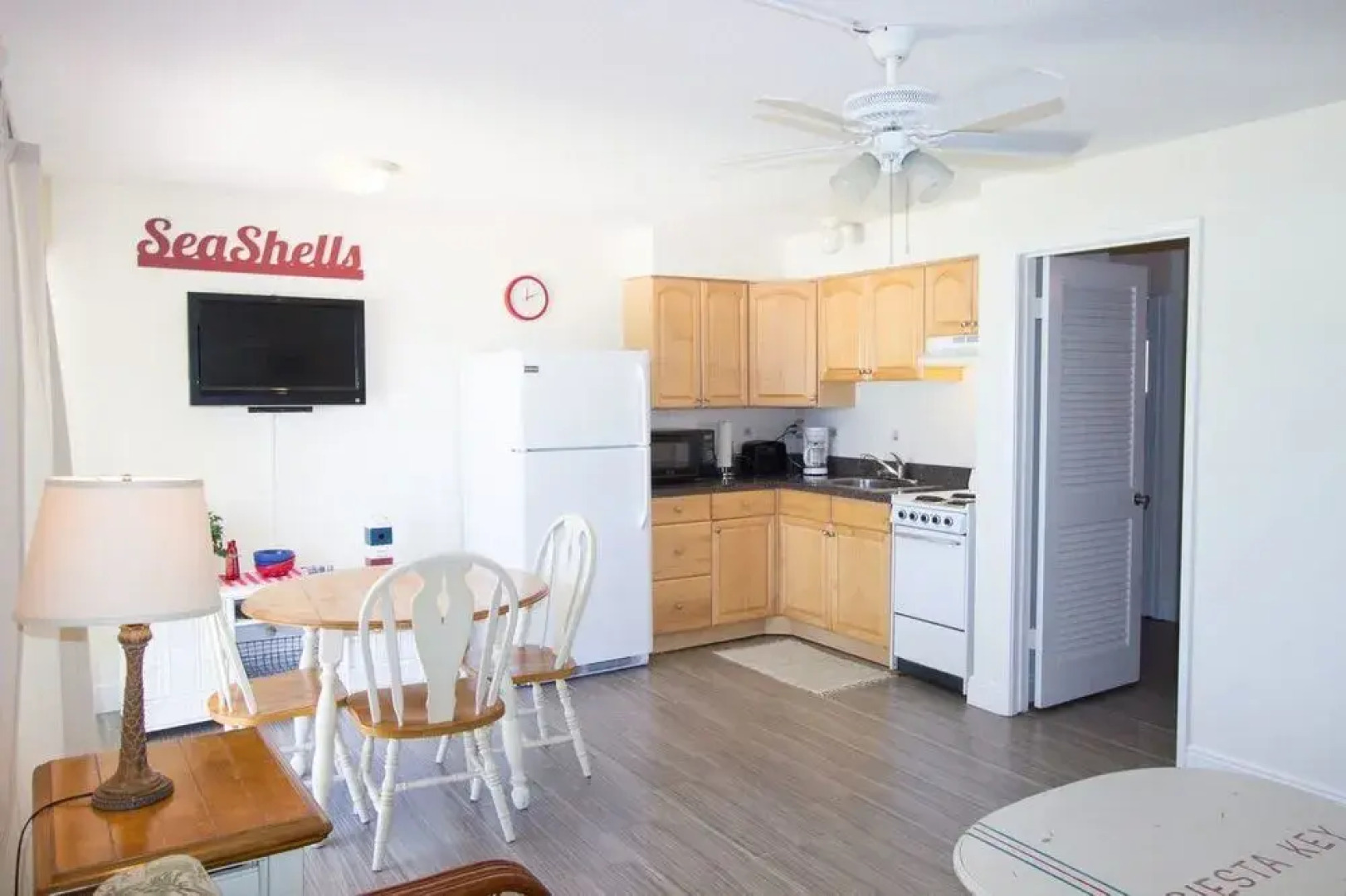 Minorga on the Key Beachside by Beachside Management