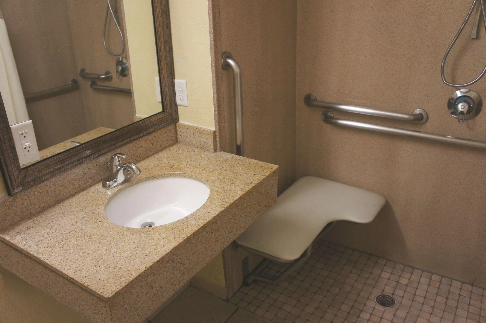 La Quinta Inn & Suites by Wyndham Albuquerque Midtown