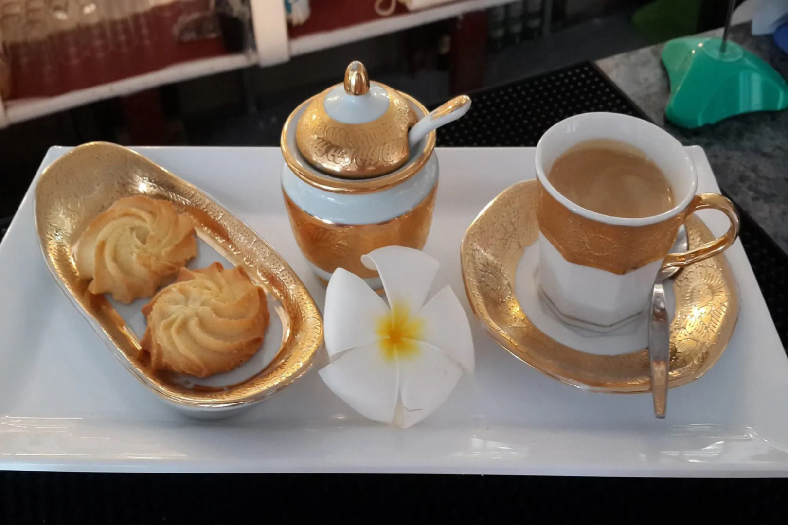 Koh Ngai Cliff Beach Resort