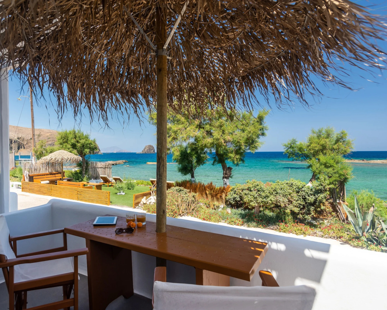 Niki Savvas Studio & Suites