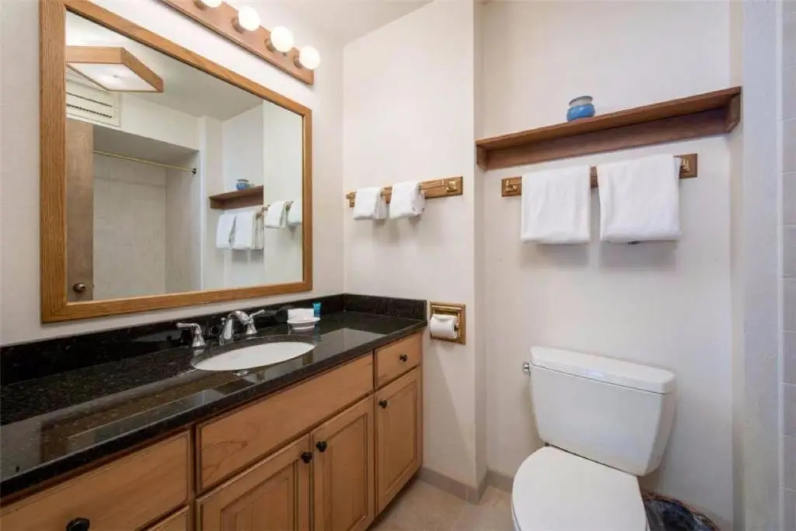 JHRL - Teewinot A5, steps away from Moose Creek lift