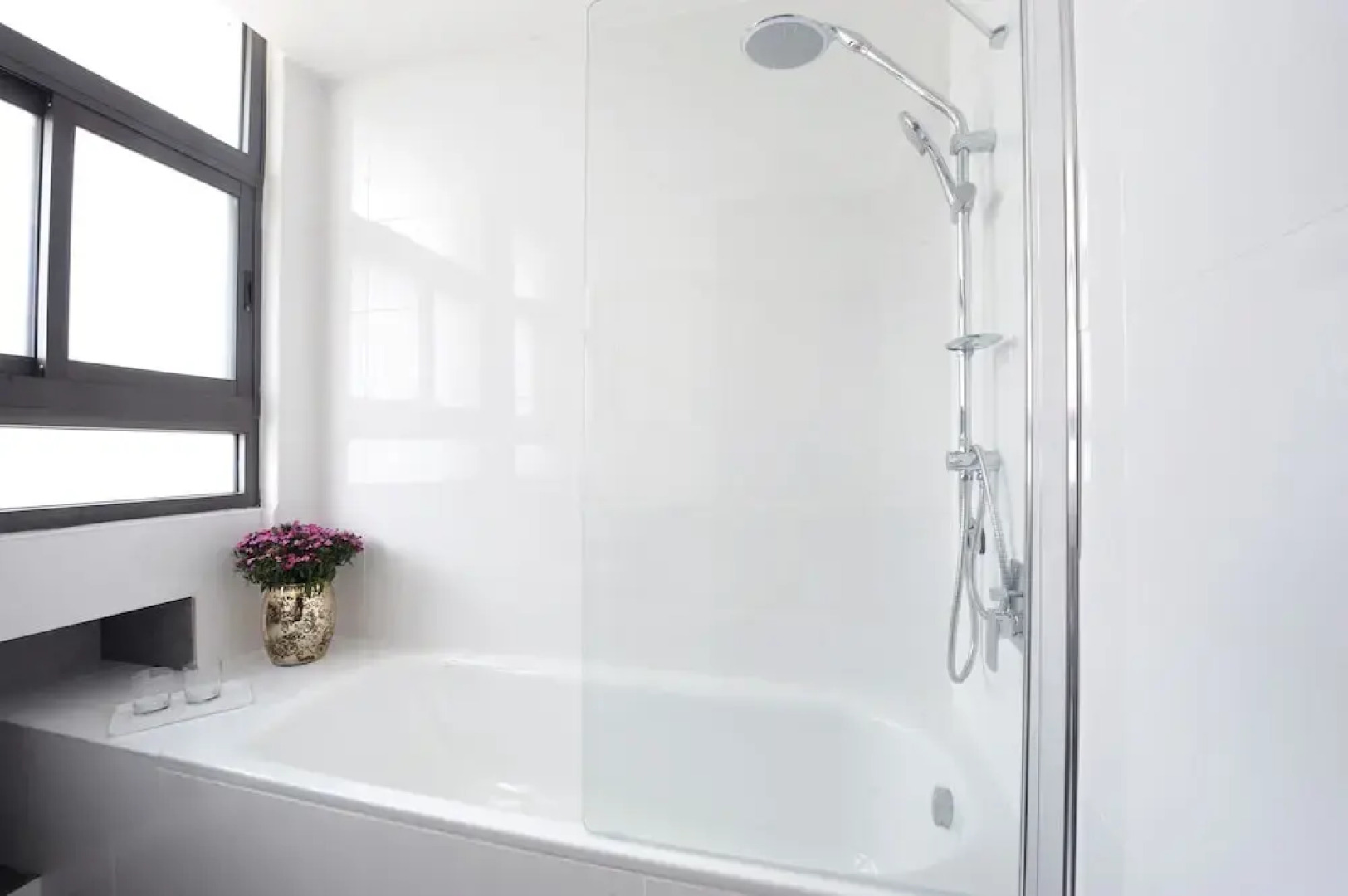 Boutique Hotel by Tzukim