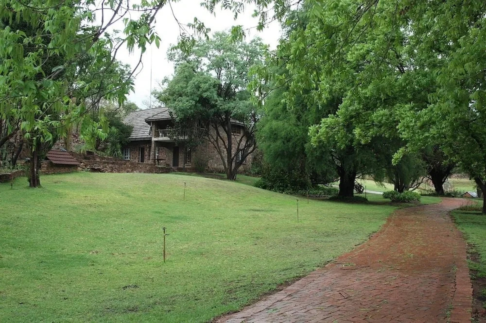 Ruah Park Camping & Outdoor