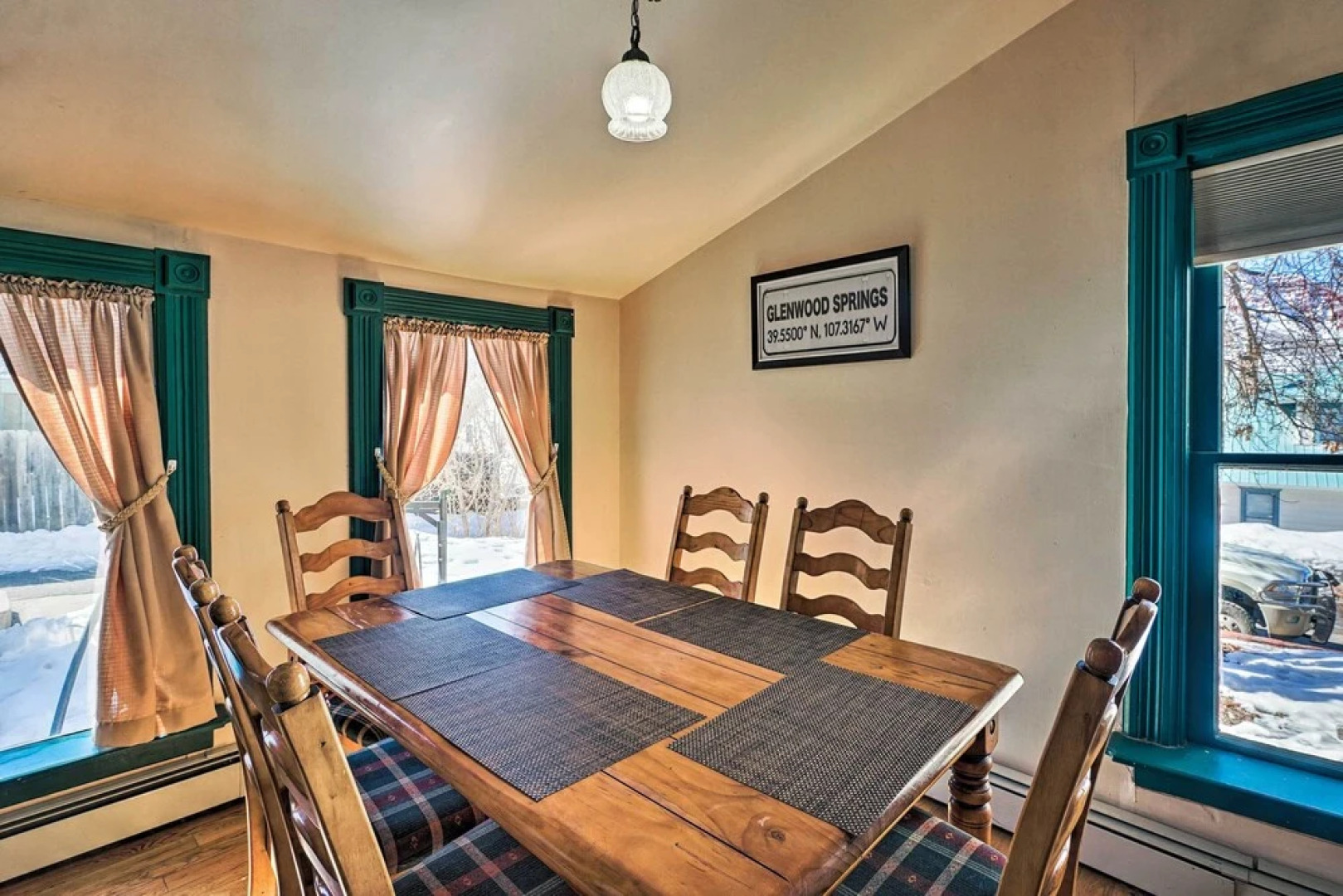 'victory Victorian House' - Walk to Dtwn Glenwood!