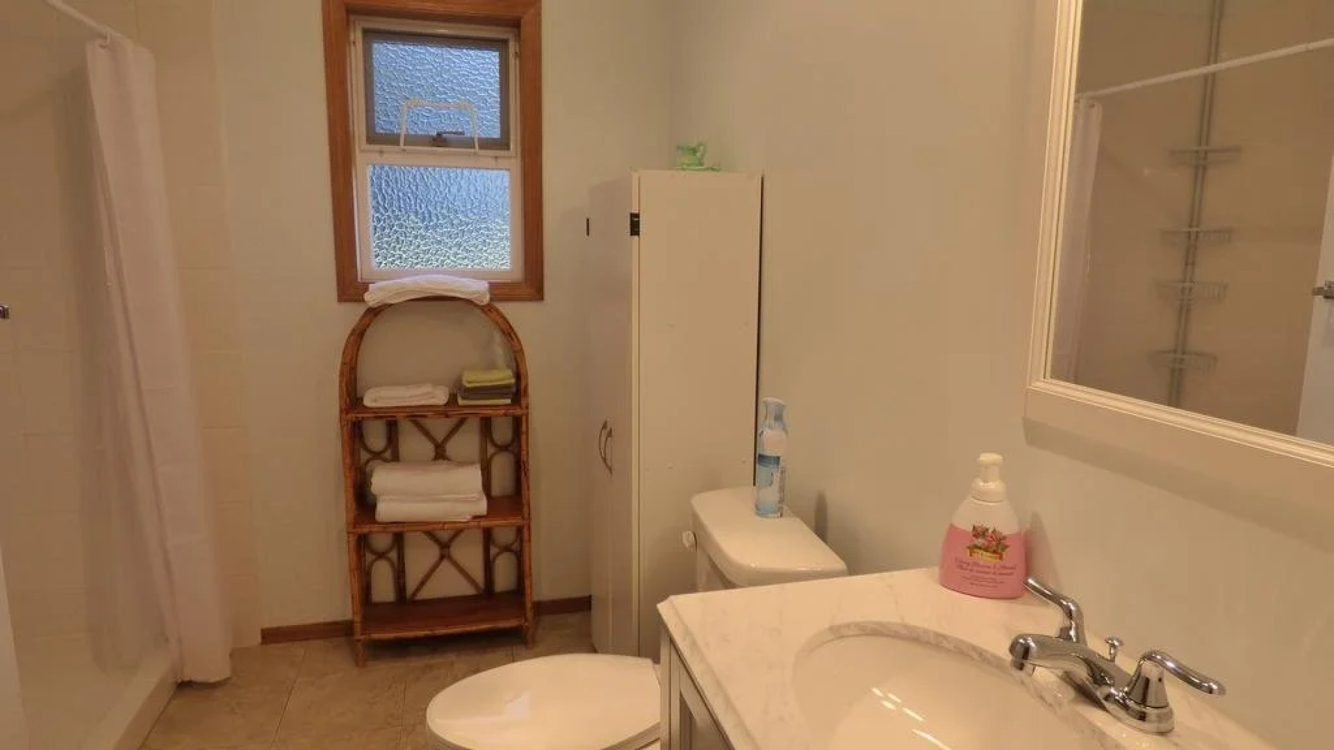 Crown House Bed & Breakfast