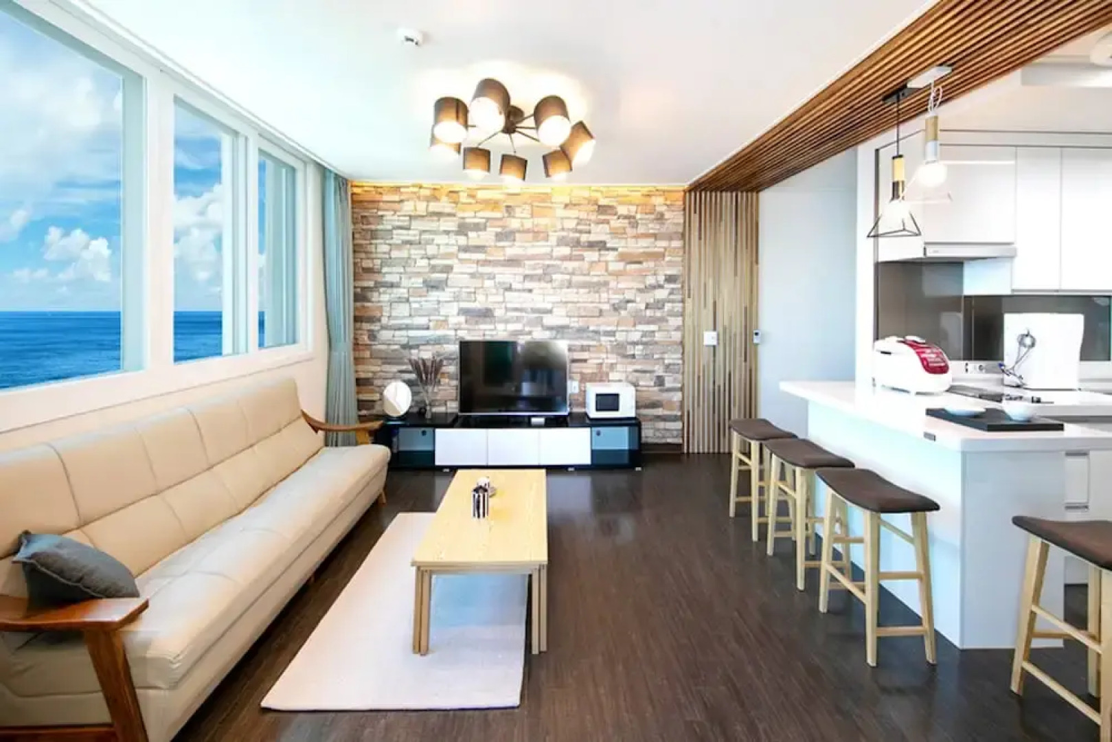 Pohang Couple Stone Pension