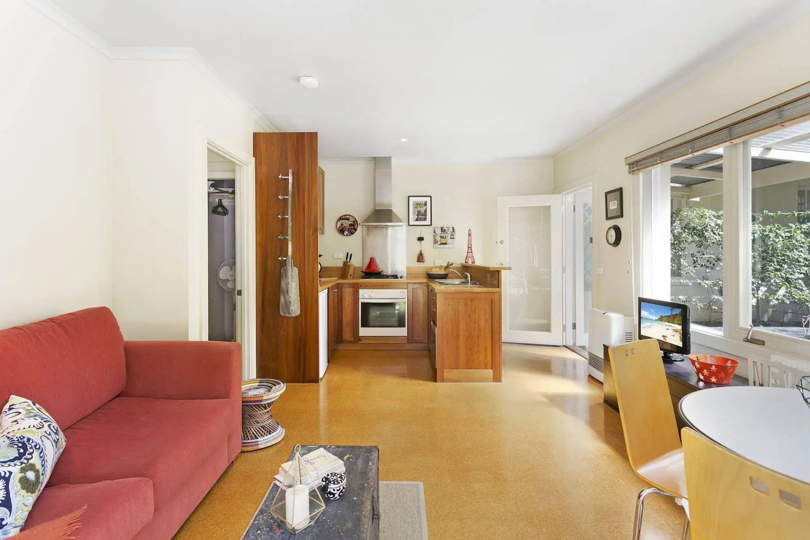 Springhill House on Pardalote