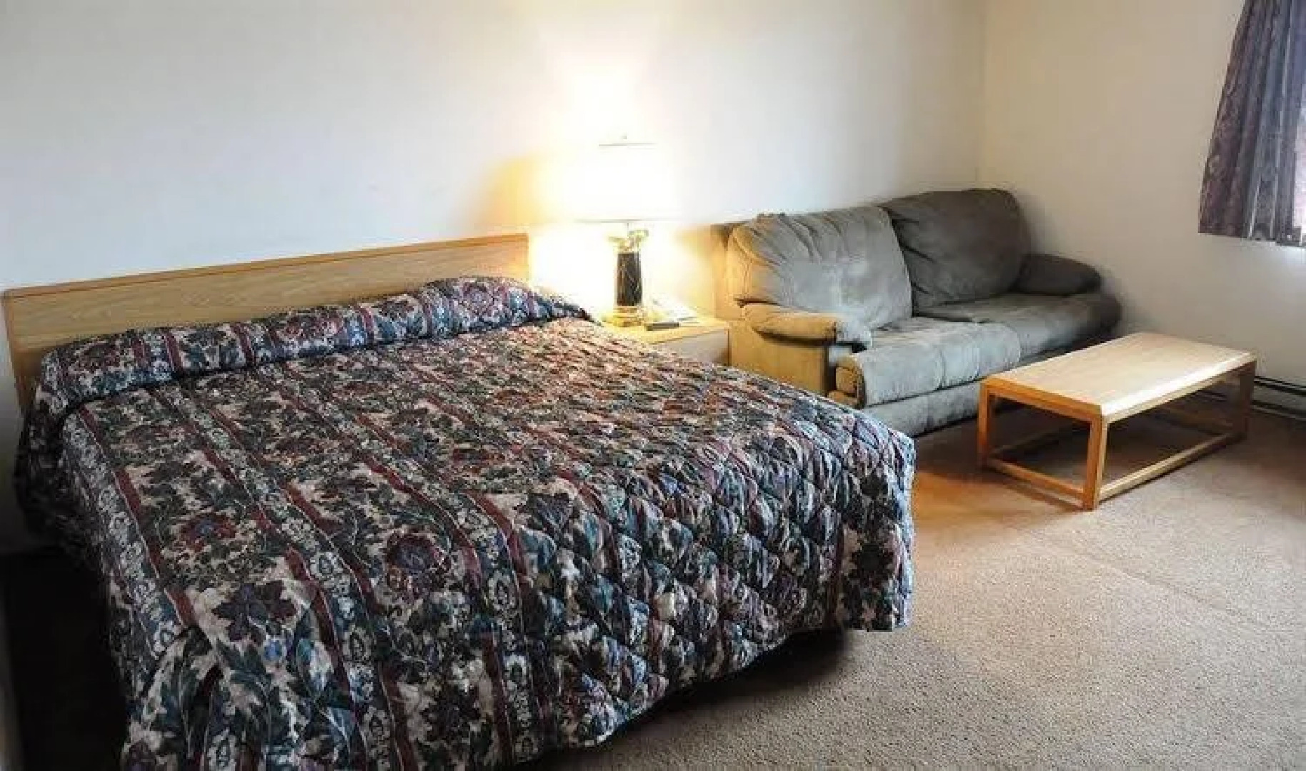 Road Star Inn Green Bay