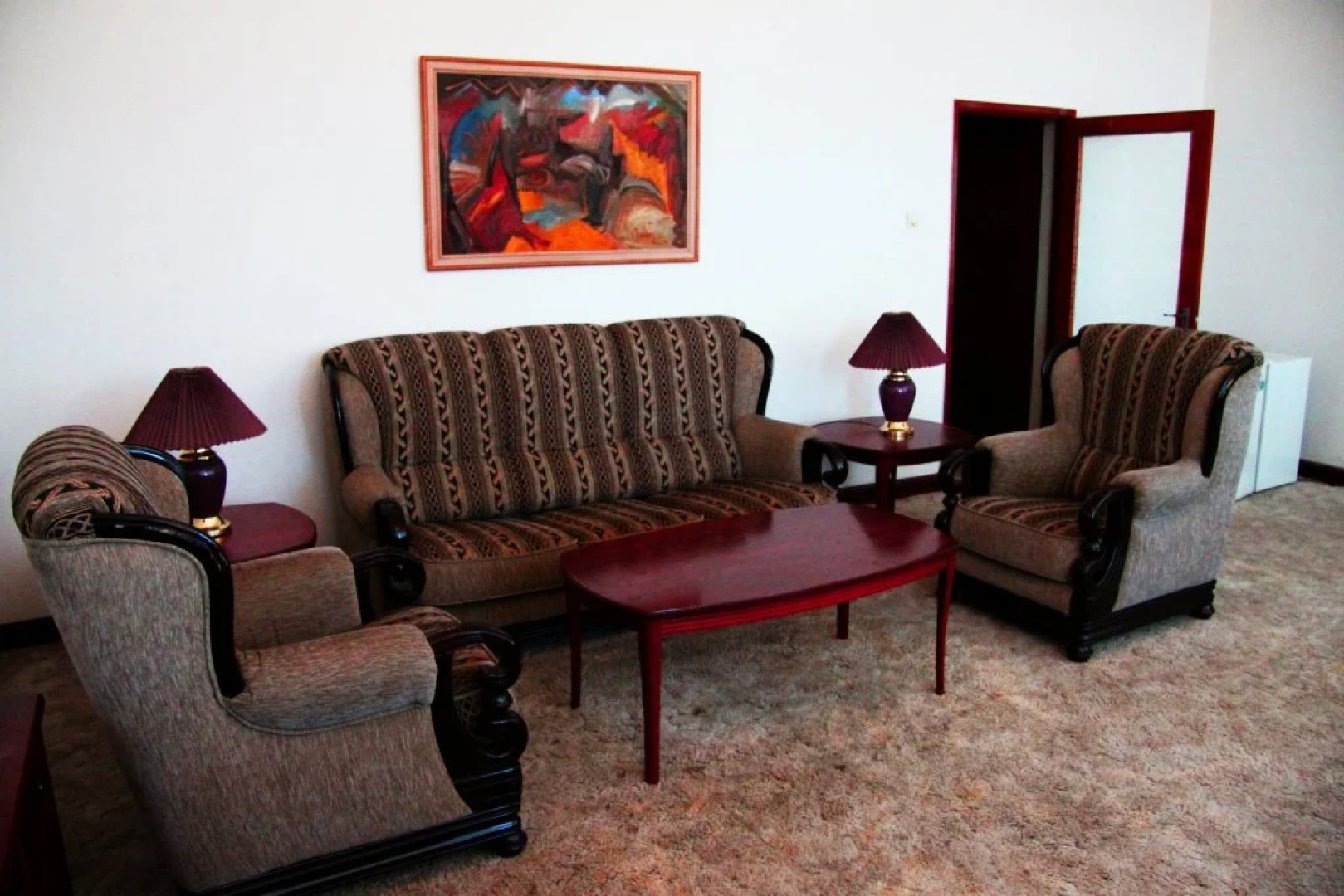 Нева Интернейшнл