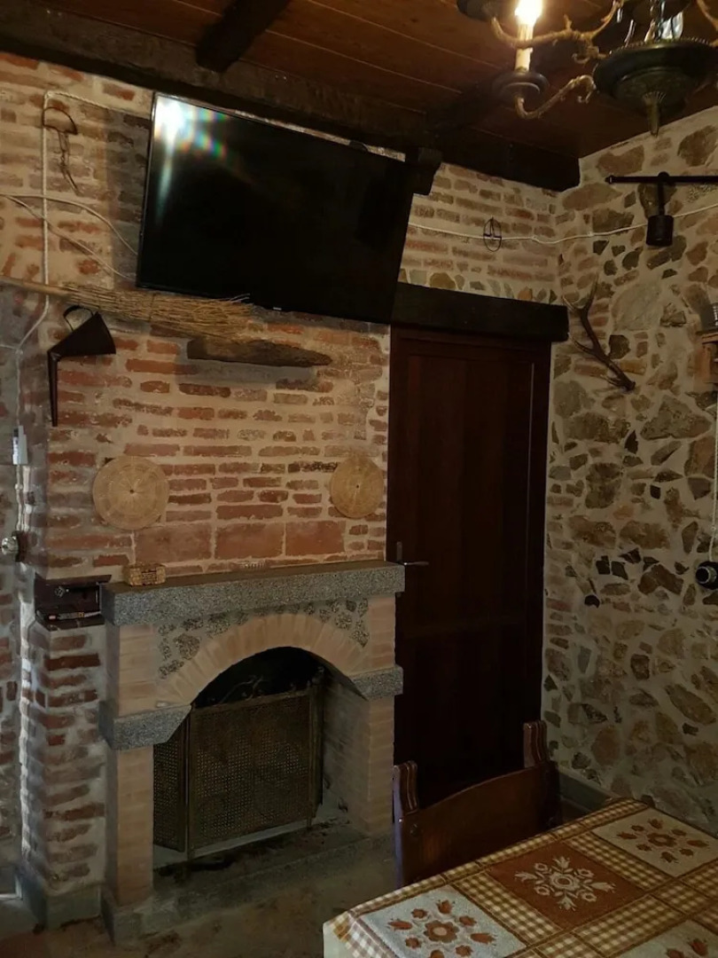 House With 2 Bedrooms in El Pedroso, With Enclosed Garden and Wifi