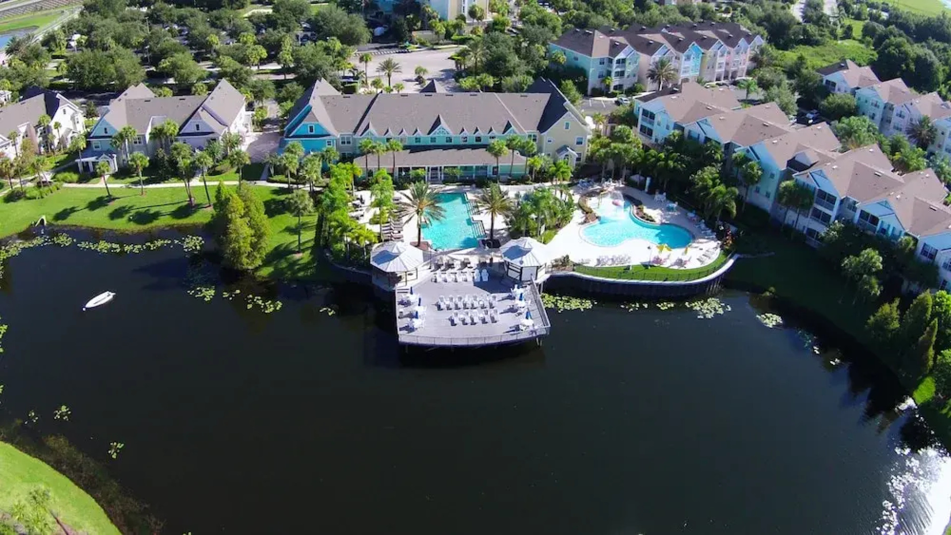 Runaway Beach Resort by Magical Memories