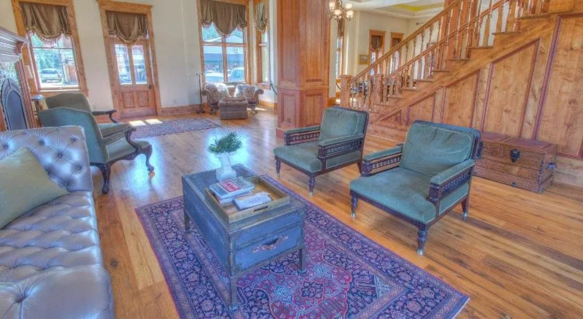 Rock Crest Lodge And Cabins