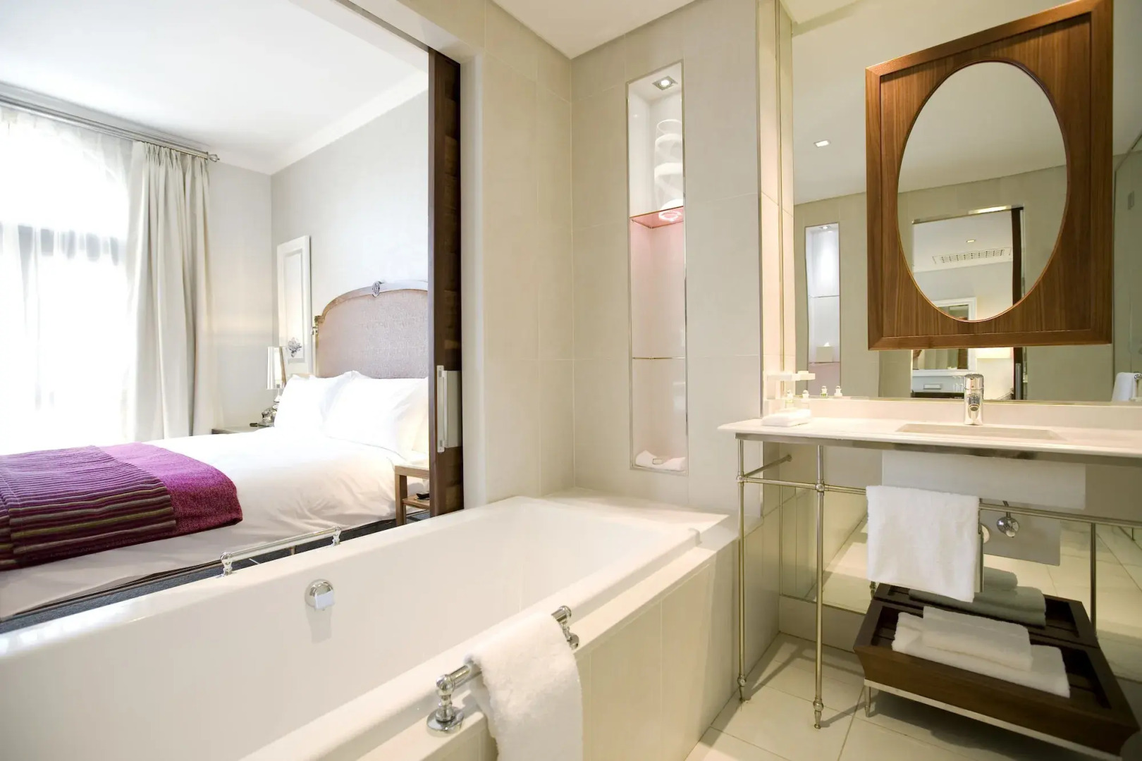 Pivot Hotel Montecasino