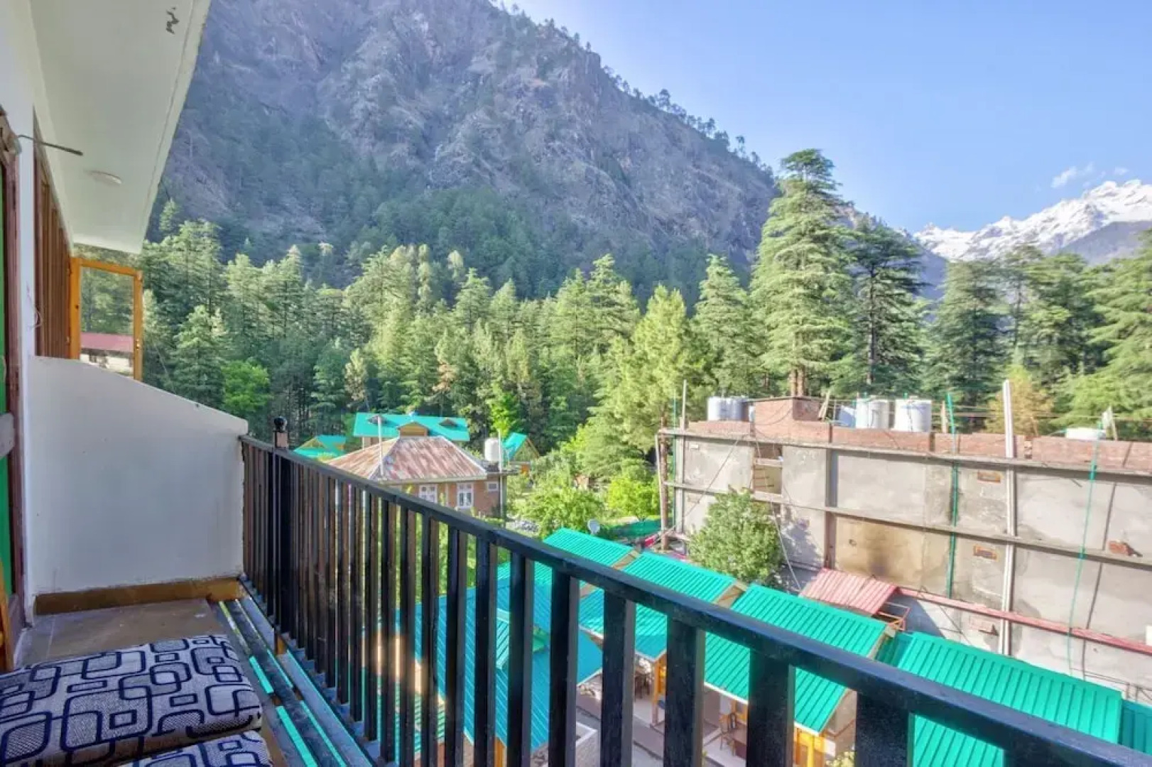 Aman place by Hotel Malabar KASOL