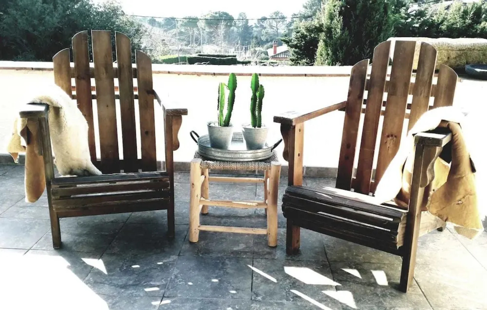 Lamusana - Adults Only