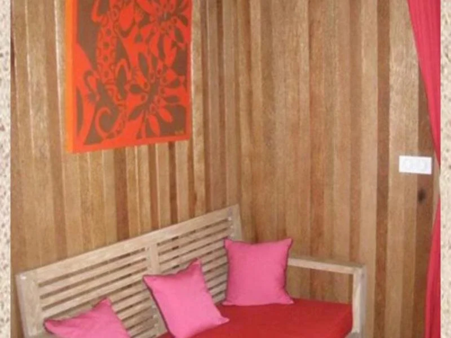 Pension La Perruche Rouge
