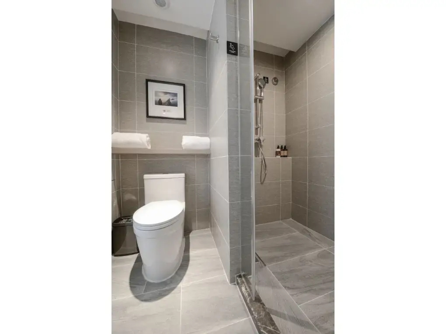 Atour Hotel Railway Station Dalian