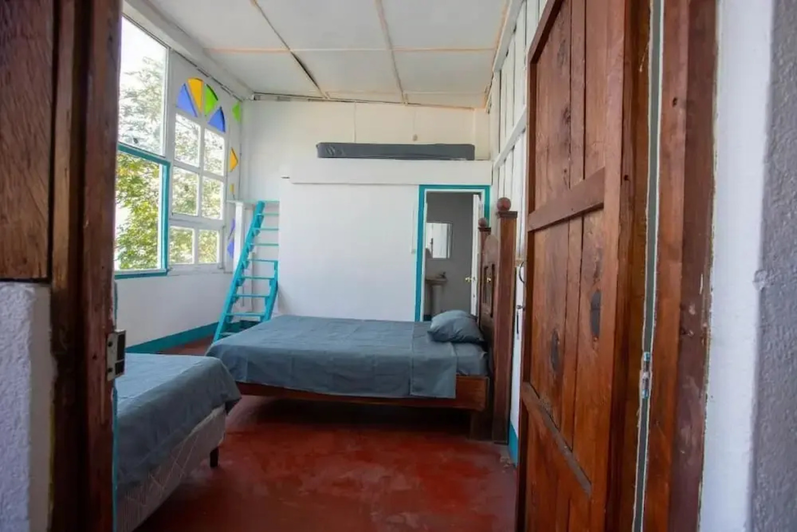 Hotel y Rest las Cristalinas