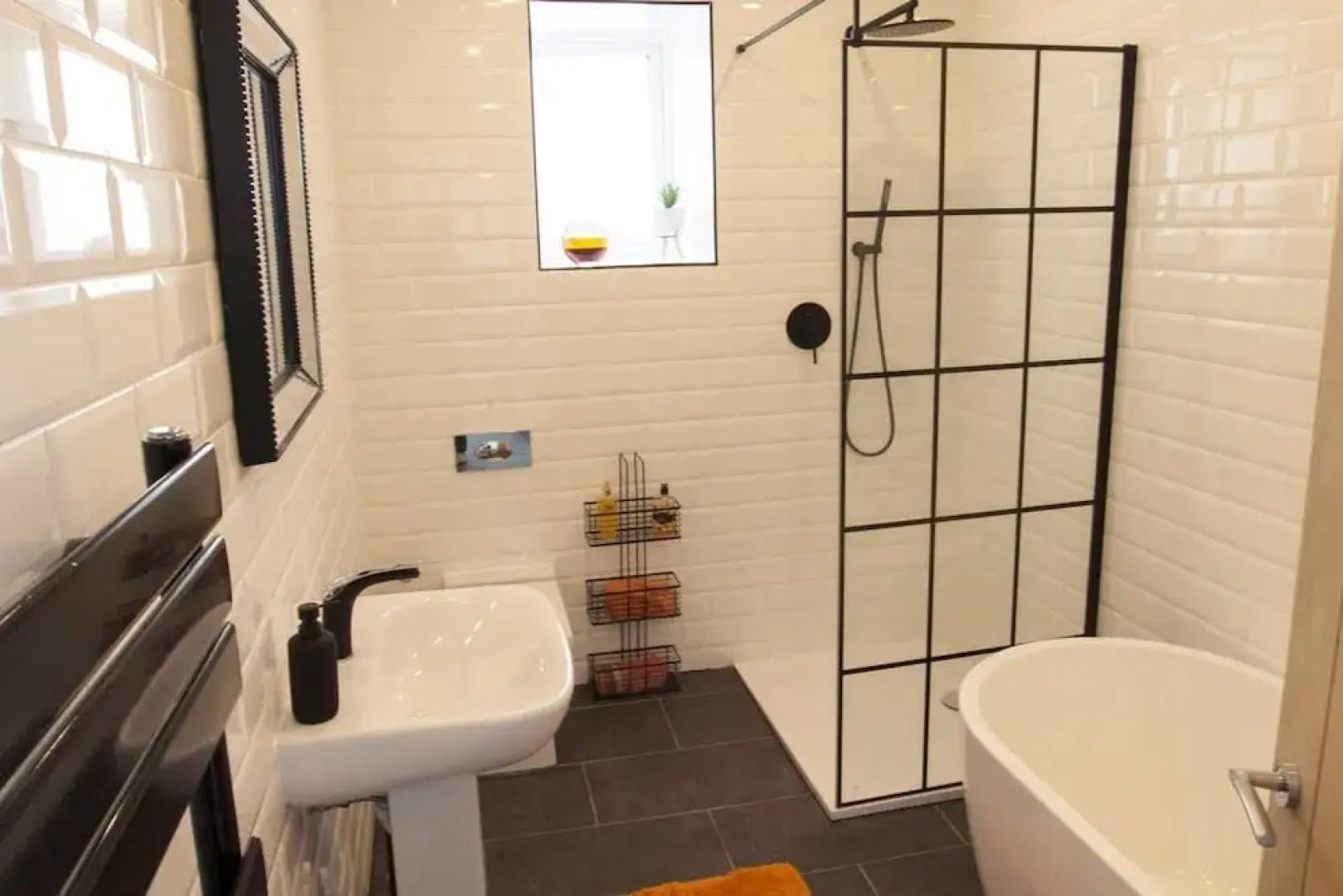 Modern Detached House With Sea View by Llandudno