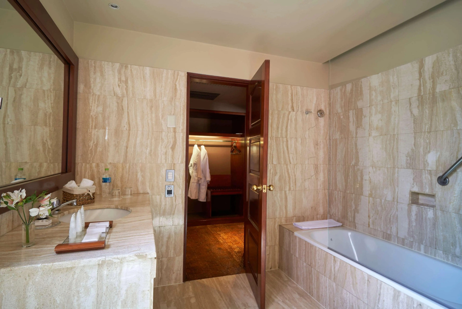 Wyndham Costa del Sol Arequipa