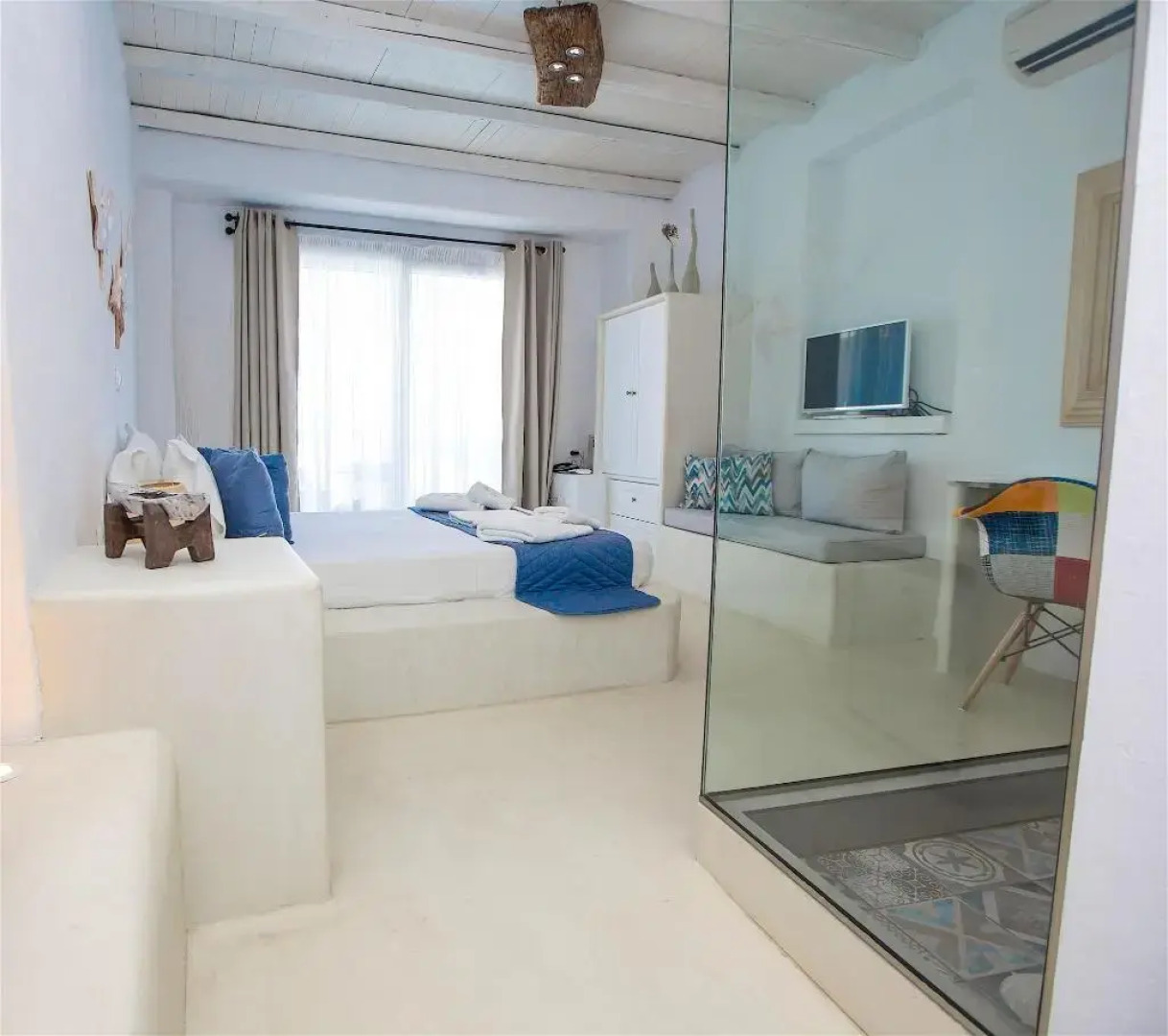 Tholaria Boutique Hotel