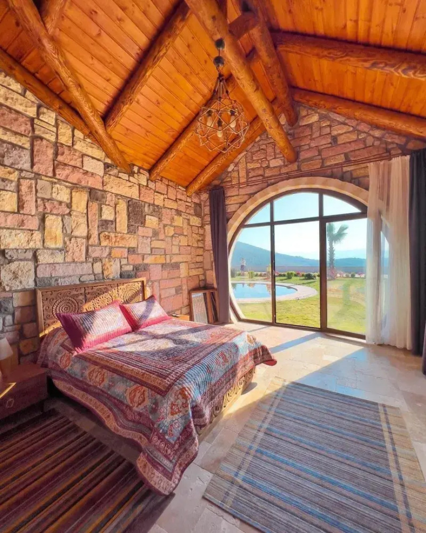 Amazing Stone House With Private Pool in Iznik