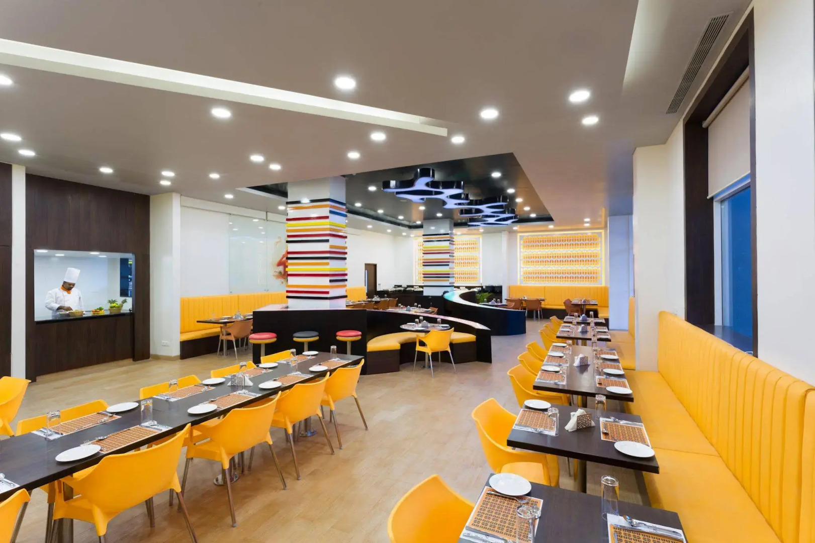 Holiday Inn Express Chennai Mahindra World City