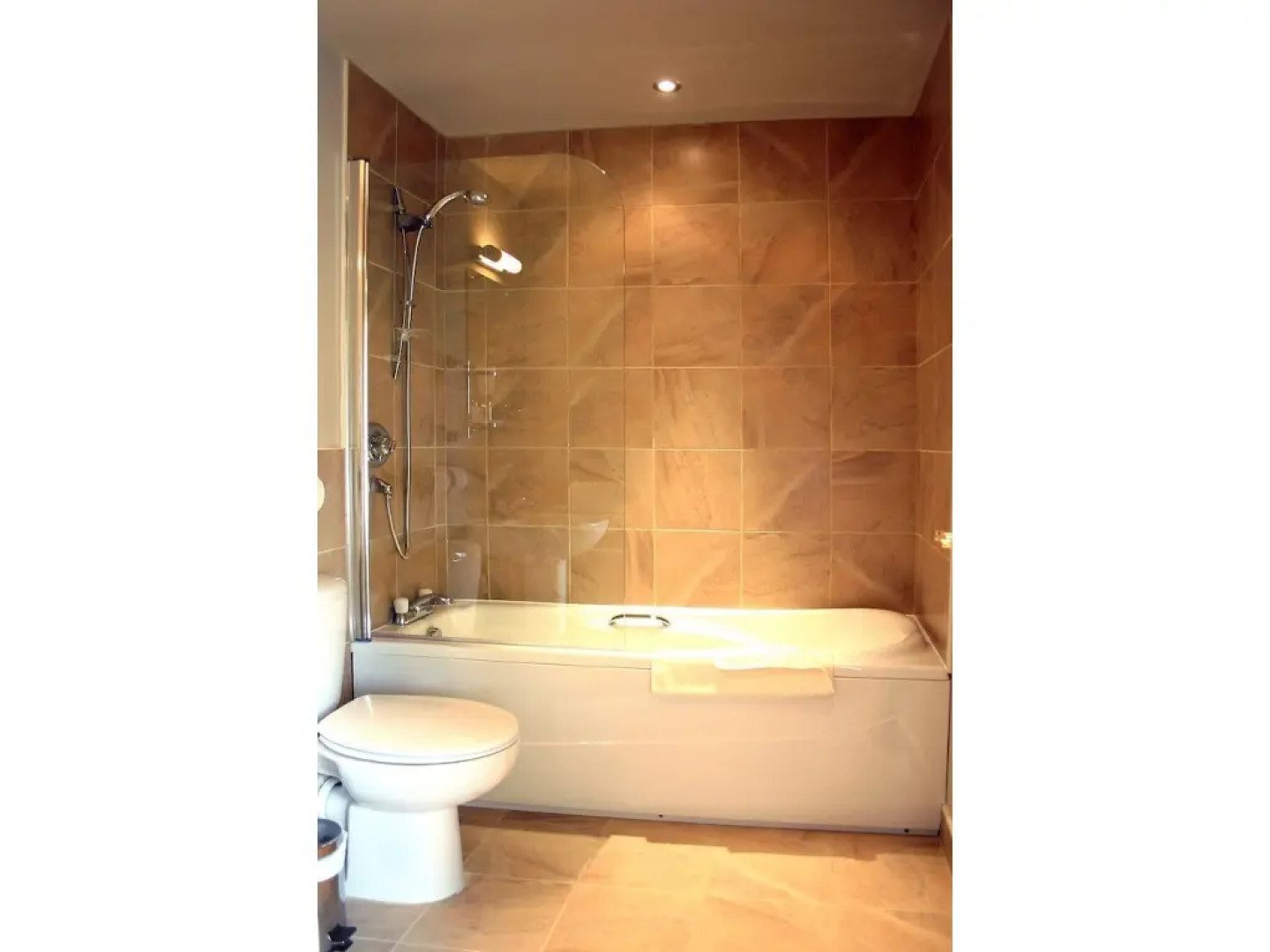 Shireburn Arms Hotel