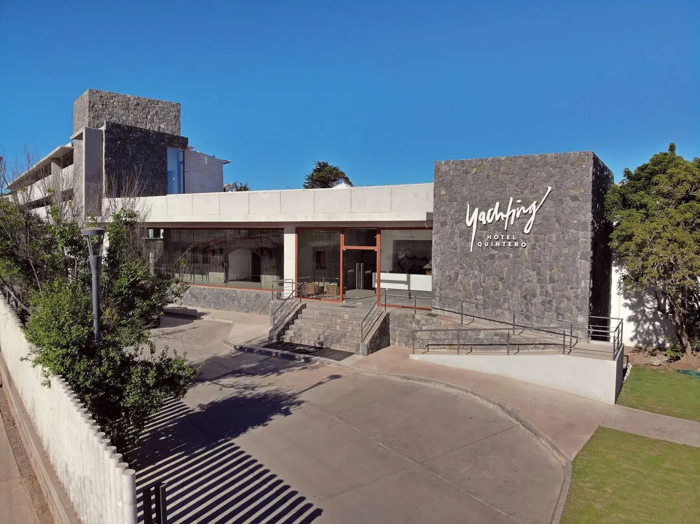 Yachting Hotel Quintero