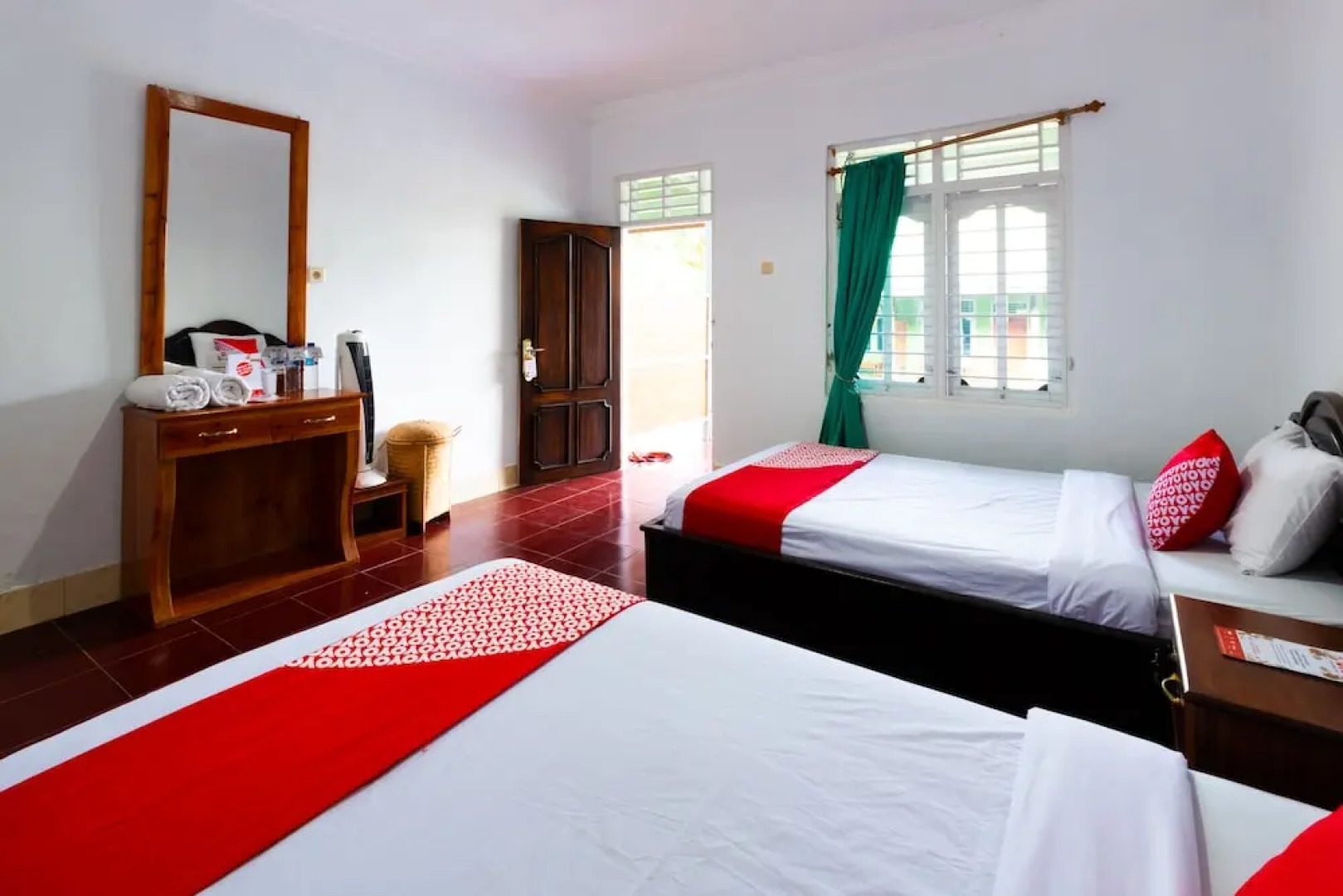 OYO 1320 Green Orry Inn