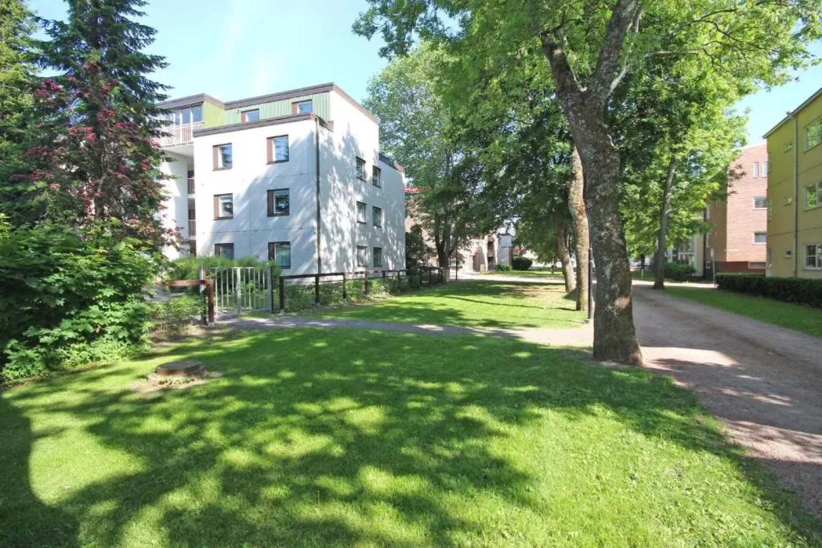 Majoitushuoneisto Tuomipuisto